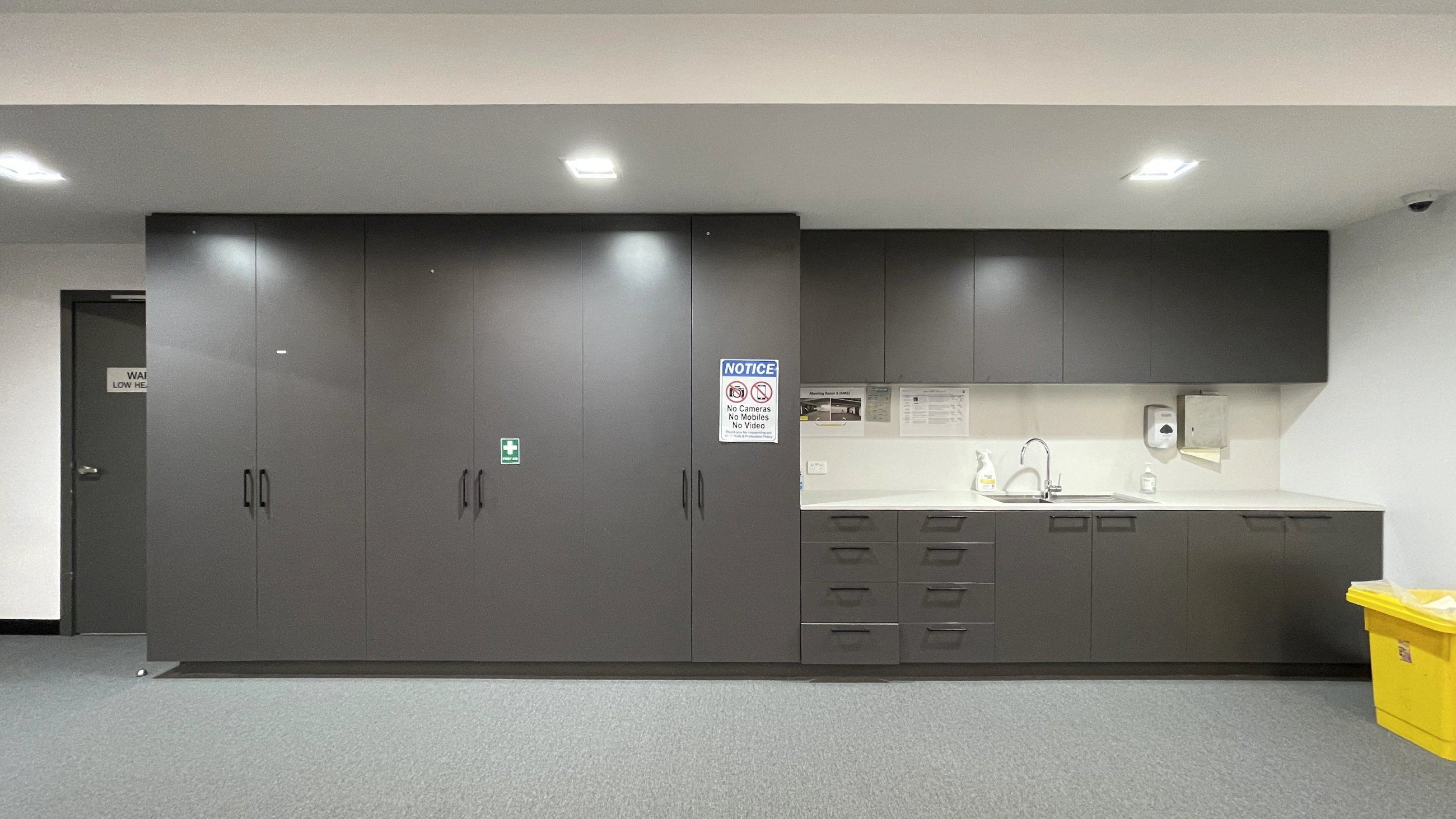 Meeting Room 5 - In-Room Kitchenette